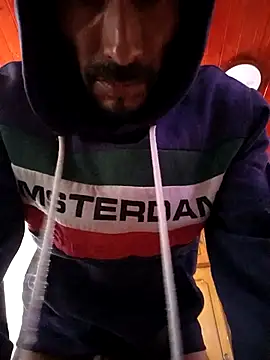 weedmanhot28 online show from October 20, 7:14 pm