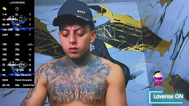 Snapshot of Kevin22_222 chatting on September 28, 5:13 am Kevin22 222 online show from September 28, 5:13 am