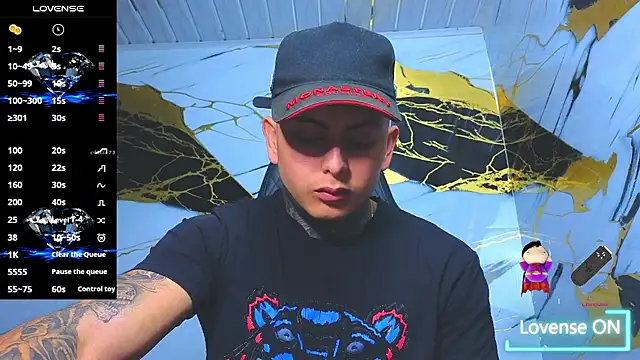 Snapshot of Kevin22_222 chatting on October 4, 4:54 am Kevin22 222 online show from October 4, 4:54 am