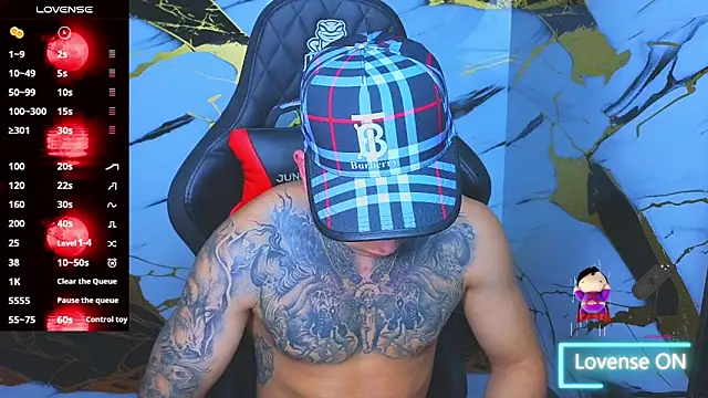 Snapshot of Kevin22_222 chatting on November 7, 5:07 am Kevin22 222 online show from November 7, 5:07 am