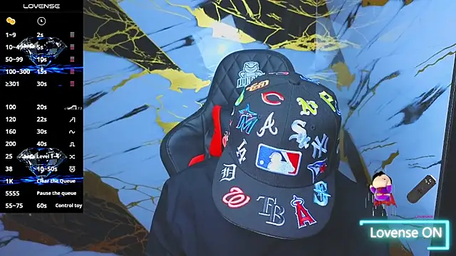 Snapshot of Kevin22_222 chatting on November 17, 5:35 am Kevin22 222 online show from November 17, 5:35 am