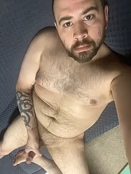 bighung1990 online show from October 26, 9:59 am