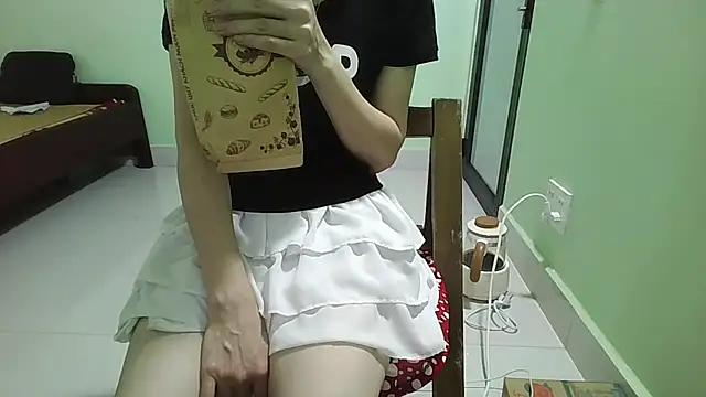 Luxcute286 online show from September 14, 11:59 pm