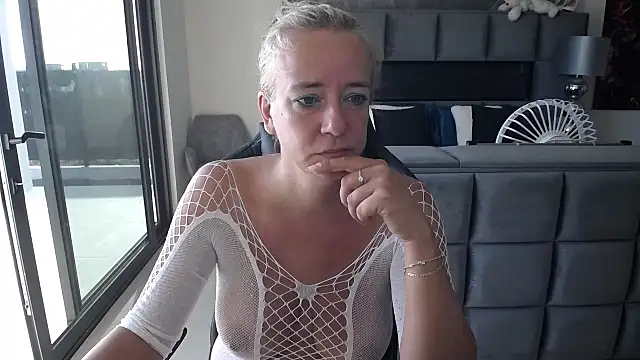 Wendysexyx online show from February 22, 12:04 pm