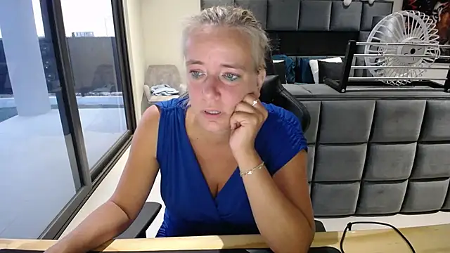 Wendysexyx online show from February 26, 10:47 am