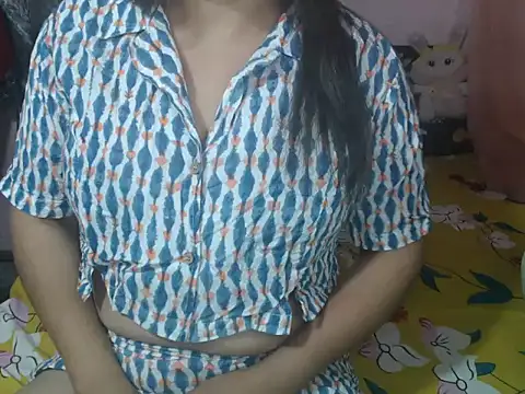 Manpreet cute online show from March 12, 5:07 pm