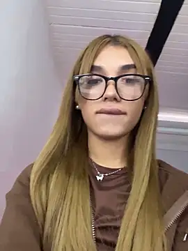 manely1 online show from March 8, 9:18 pm