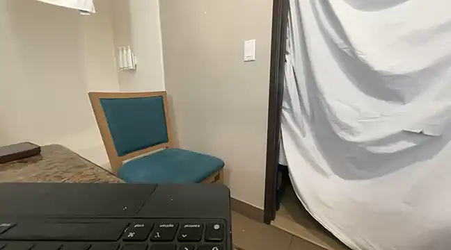 Snapshot of RawRyder8 chatting on December 26, 6:09 am RawRyder8 online show from December 26, 6:09 am