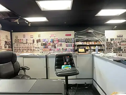 Snapshot of RawRyder8 chatting on October 18, 6:30 pm RawRyder8 online show from October 18, 6:30 pm