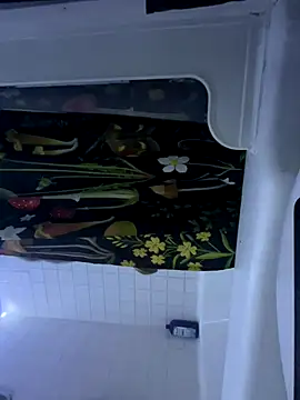 Snapshot of RawRyder8 chatting on November 18, 3:34 am RawRyder8 online show from November 18, 3:34 am