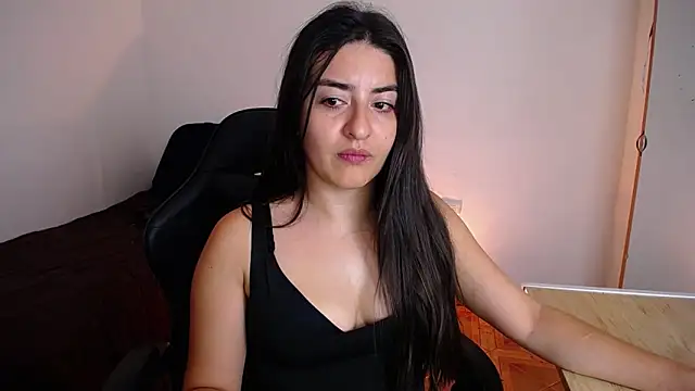 Snapshot of moritalatina chatting on April 25, 9:45 pm moritalatina online show from April 25, 9:45 pm