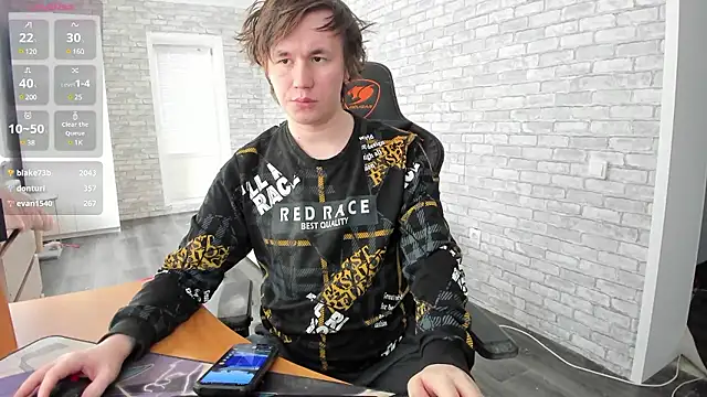 iliaskrislove online show from March 11, 8:52 am