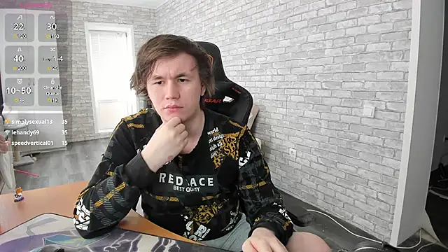 iliaskrislove online show from March 15, 10:13 am