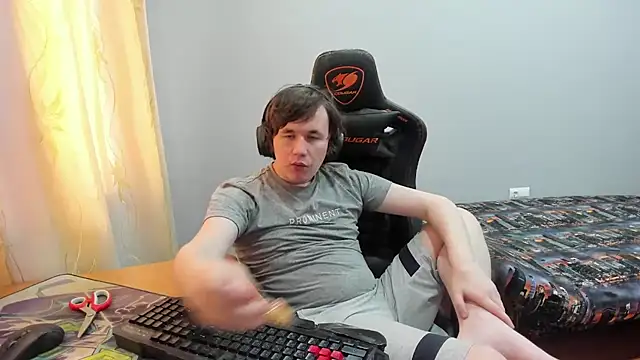 iliaskrislove online show from September 16, 10:38 am