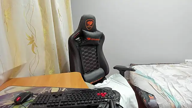 iliaskrislove online show from April 16, 10:01 pm