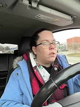 Snapshot of FreakNastyLacie chatting on February 13, 5:33 pm FreakNastyLacie online show from February 13, 5:33 pm