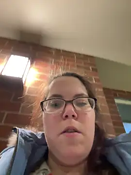 Snapshot of FreakNastyLacie chatting on February 22, 3:23 am FreakNastyLacie online show from February 22, 3:23 am