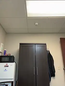 Snapshot of FreakNastyLacie chatting on March 8, 4:23 am FreakNastyLacie online show from March 8, 4:23 am