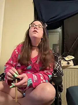 Snapshot of FreakNastyLacie chatting on March 9, 1:56 am FreakNastyLacie online show from March 9, 1:56 am