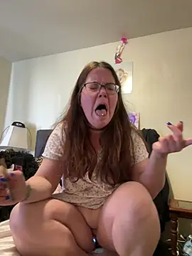 Snapshot of FreakNastyLacie chatting on March 13, 2:55 pm FreakNastyLacie online show from March 13, 2:55 pm