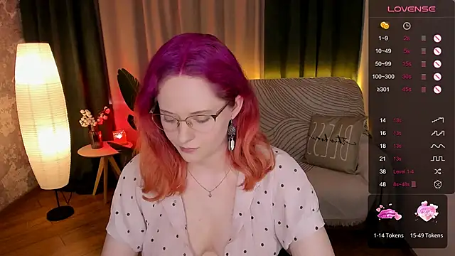 Aemilia  online show from January 13, 7:11 am