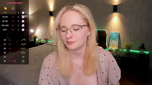 Aemilia  online show from March 8, 1:57 pm