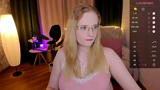 Aemilia  online show from September 14, 2:00 am