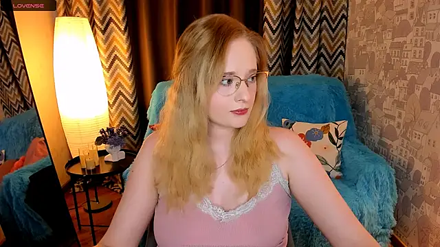 Aemilia  online show from November 15, 8:22 am