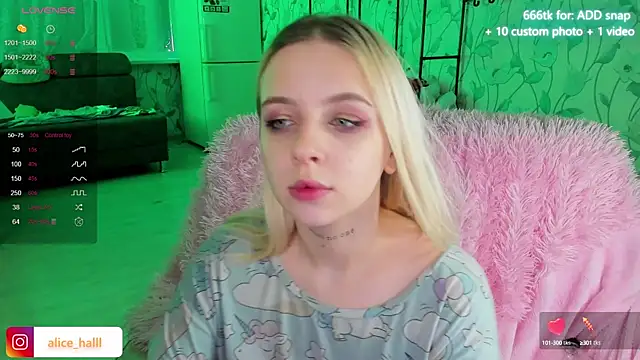 Alice Halle online show from December 14, 7:51 am