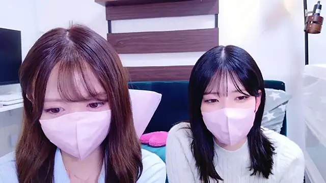 Snapshot of yuki-chi chatting on February 3, 1:19 pm yuki-chi online show from February 3, 1:19 pm