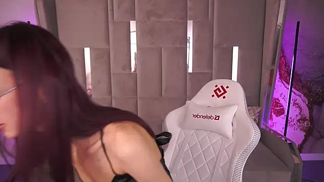 CozyMell online show from March 13, 4:56 pm