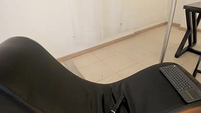 Barbara honey online show from November 12, 1:00 pm