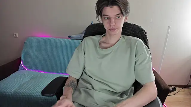 Liam sexy1 online show from February 11, 1:09 pm