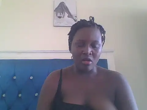 Snapshot of Heavy_ass chatting on February 12, 6:08 am Heavy ass online show from February 12, 6:08 am