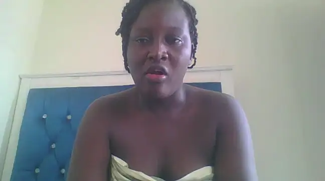 Snapshot of Heavy_ass chatting on February 14, 7:28 am Heavy ass online show from February 14, 7:28 am