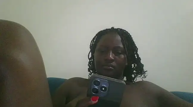 Snapshot of Heavy_ass chatting on February 14, 10:36 pm Heavy ass online show from February 14, 10:36 pm