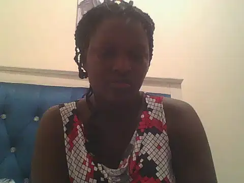 Snapshot of Heavy_ass chatting on February 21, 12:49 am Heavy ass online show from February 21, 12:49 am