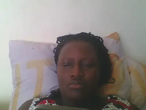 Snapshot of Heavy_ass chatting on February 21, 6:29 am Heavy ass online show from February 21, 6:29 am