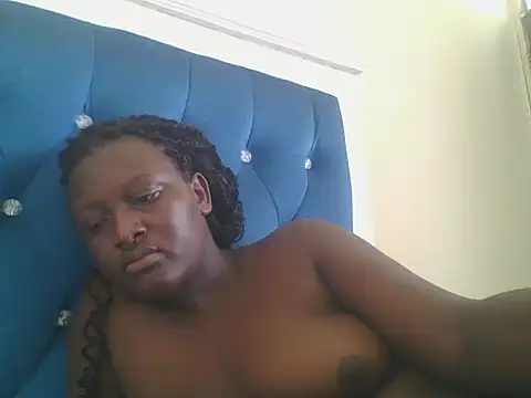 Snapshot of Heavy_ass chatting on February 21, 9:34 am Heavy ass online show from February 21, 9:34 am