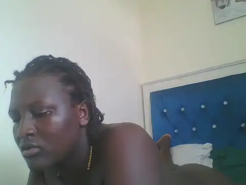 Snapshot of Heavy_ass chatting on March 9, 12:20 pm Heavy ass online show from March 9, 12:20 pm