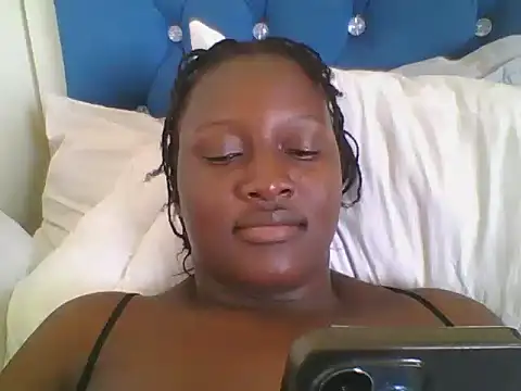 Snapshot of Heavy_ass chatting on September 10, 6:24 am Heavy ass online show from September 10, 6:24 am