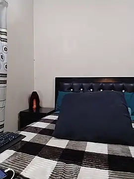 Snapshot of Sugartonguexx chatting on February 10, 7:29 pm Sugartonguexx online show from February 10, 7:29 pm