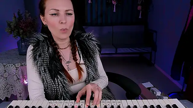 VandaRossi online show from January 16, 3:35 pm