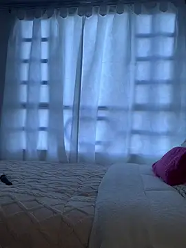 Snapshot of samantha_evans2 chatting on December 29, 7:53 pm samantha evans2 online show from December 29, 7:53 pm