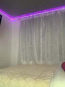 Snapshot of samantha_evans2 chatting on December 31, 3:01 am samantha evans2 online show from December 31, 3:01 am