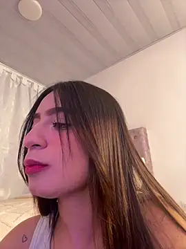 Snapshot of samantha_evans2 chatting on February 25, 4:46 am samantha evans2 online show from February 25, 4:46 am