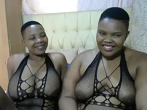 Snapshot of Xxxsluts chatting on January 21, 12:29 pm Xxxsluts online show from January 21, 12:29 pm