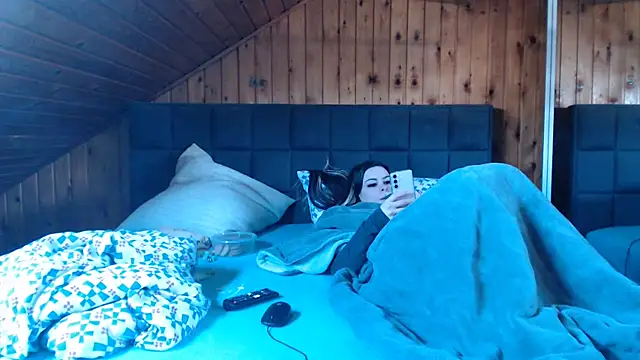 BoeseMoni1998 online show from March 7, 12:34 pm