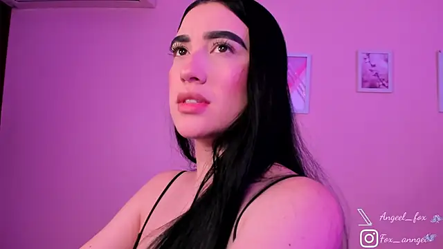 angeel fox online show from April 9, 3:39 am