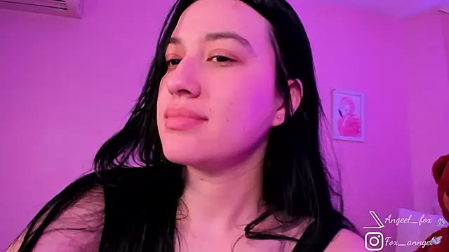 angeel fox online show from May 28, 2:42 am